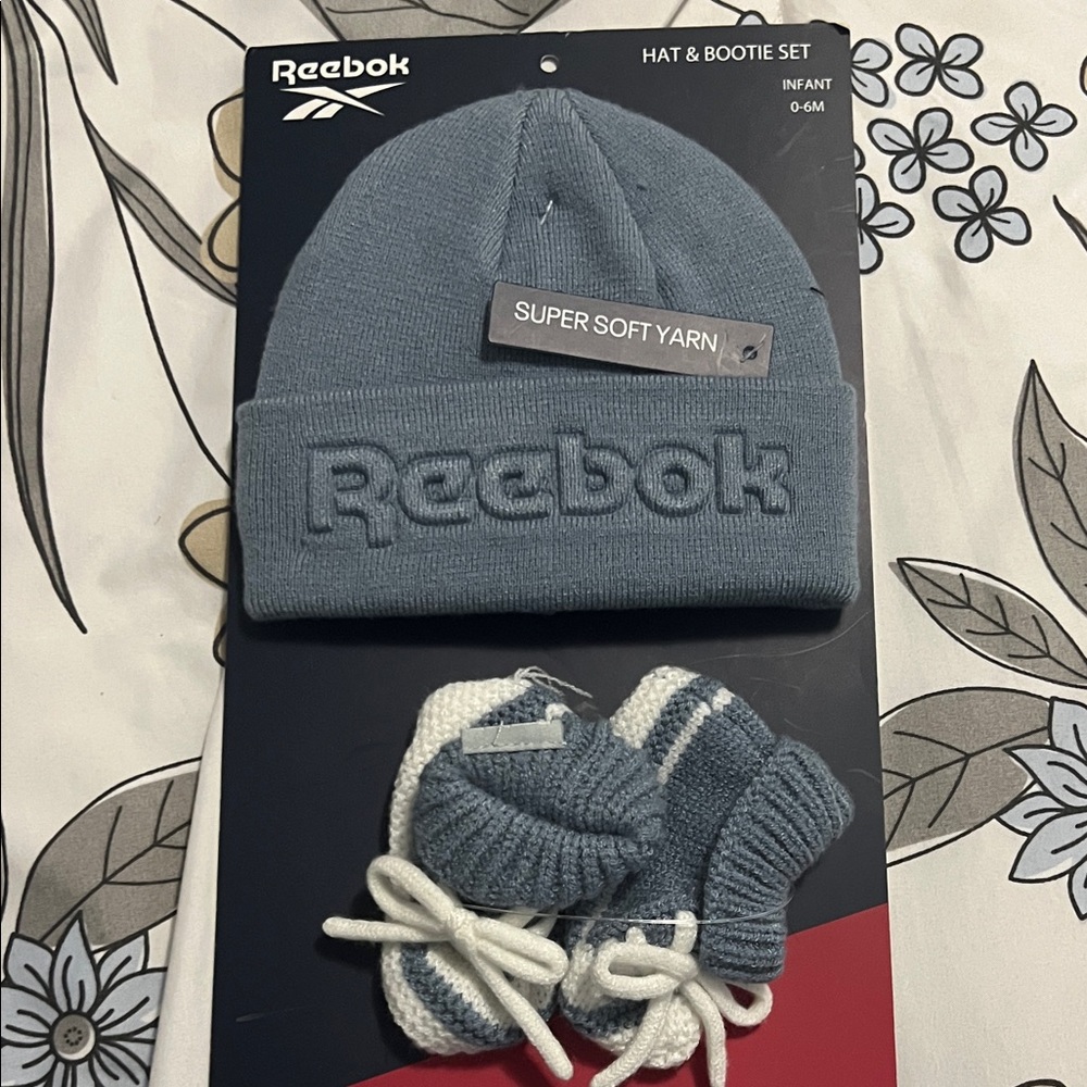 Reebok Infant Blue Hat and Bootie Set